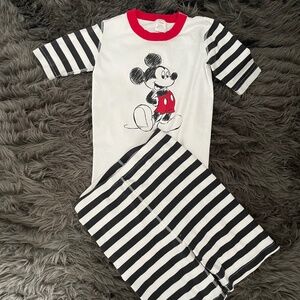 Hannah Anderson, Mickey Mouse pajamas